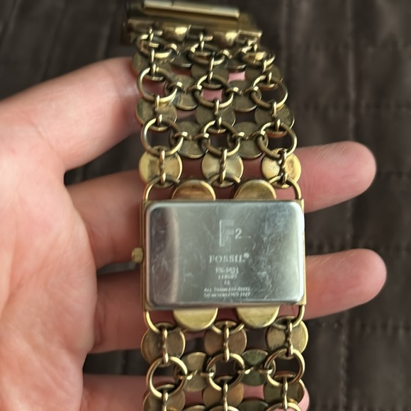 Gold Fossil Watch - Picture 3 of 8